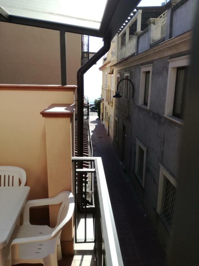 Villa Casa del pozzo Furci Siculo Exterior foto